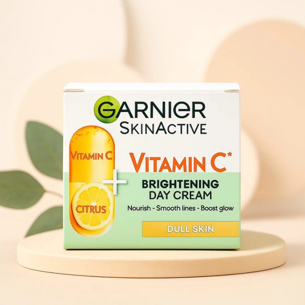 Garnier SkinActive Vitamin C ব্রাইটেনিং ডে ক্রিম 50ml (France)